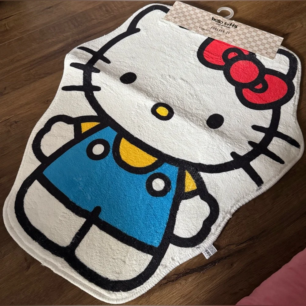 HELLO KITTY (Forever 21)-NWT Large Bath Mat
